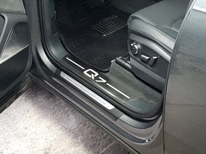 Door sill guards Audi Q7 from 2015 to 2022, Q7 lettering, brushed stainless steel steel, on plastic, set of 4 pcs., TSS Tuning art. AUDIQ715-04