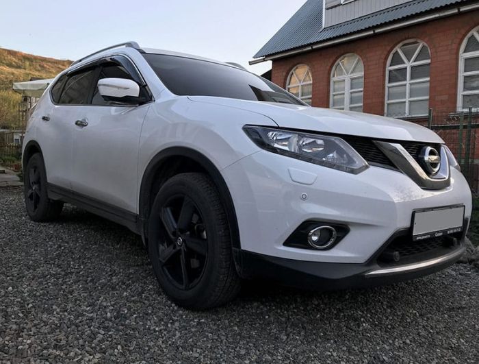 Window deflectors Nissan X-Trail from 2014 to 2023, with stainless molding, OEM-Tuning art. BNSXT1423