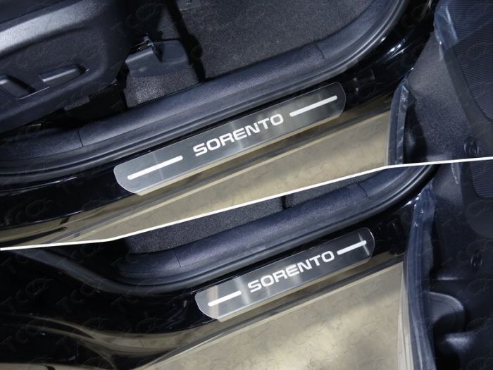 Door sills Kia Sorento Prime from 2018 to 2022, Sorento lettering, brushed stainless steel steel, ext. painted, set of 4 pcs., TSS Tuning art. KIASORPR18-04